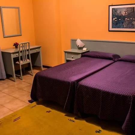 Salus Hotel 3*